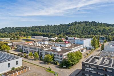 backbone 569603 A 002 WEB v2